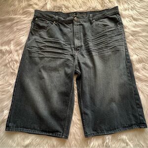 Vintage Old Skool Shorts Mens Size 46x17 Y2K Baggy Jean Shorts Long